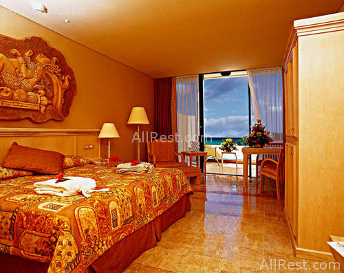 Grand Melia Cancun 10